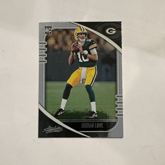 Panini Trading Card - Green and Yellow of Jordan love Rc mint condition - Picture 1 of 3